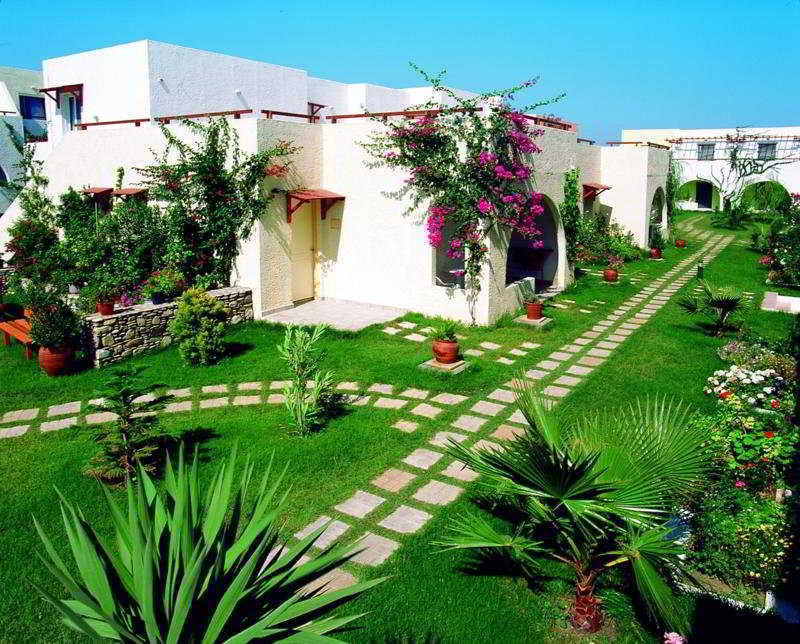 Gaia Village Отель