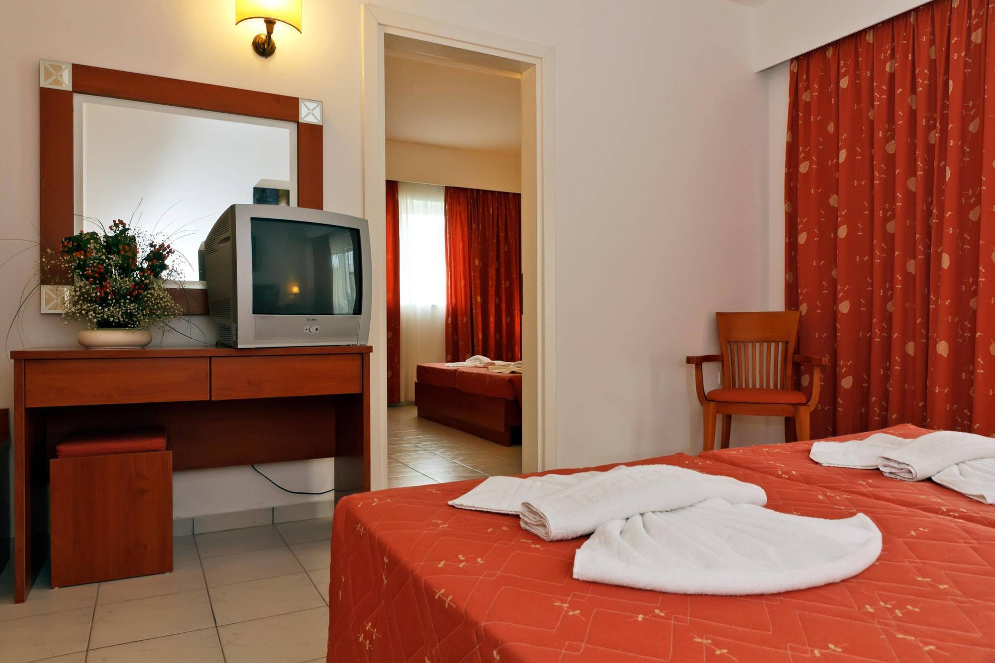 Gaia Village Hotel Tigaki